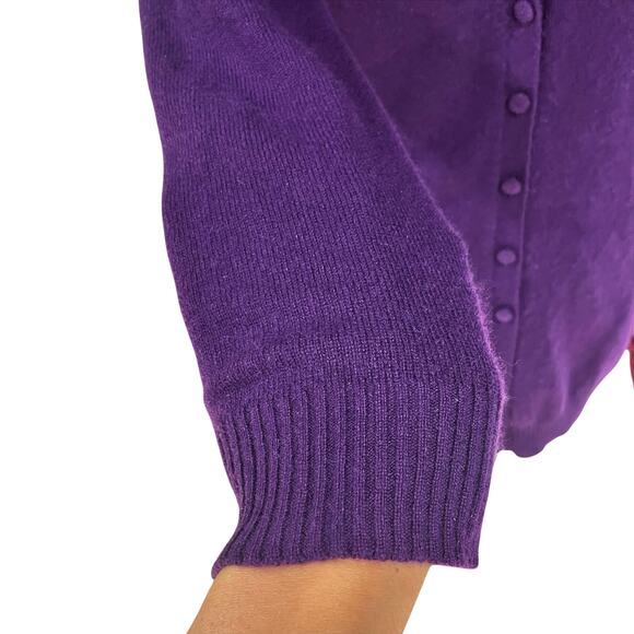 SAKS FIFTH AVENUE 100% Cashmere V-Neck Button-Up Grandpa Cardigan Purple Size M - Picture 4 of 8